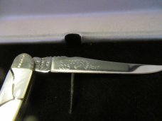 Case XX Tiny Toothpick Painted Pony Pearl & Black Mica Serial # 003 Case XX Tiny Toothpick Painted Pony Pearl & Black Mica Serial # 003