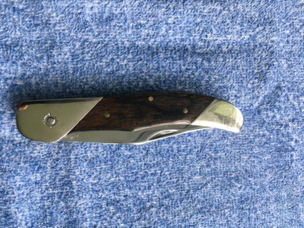 Queen,  44 B Folding Hunter, Button Lock Knife 