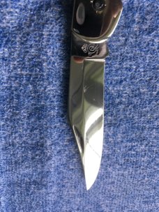 Queen,  44 B Folding Hunter, Button Lock Knife 
