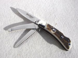 NOS FIRST RUN GENUINE STAG ITALIAN AKC AUTO SPEED HUNTER 3 BLADE WITH ORIGINAL SHEATH