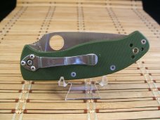 SPYDERCO 8 CR 13 MOV TENACIOUS GREEN LARGE LINER LOCK NEW IN BOX WITH PAPERS BELT CLIP CARRY KNIFE SPYDERCO 8 CR 13 MOV TENACIOUS GREEN LARGE LINER LOCK NEW IN BOX WITH PAPERS BELT CLIP CARRY KNIFE