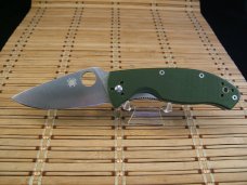 SPYDERCO 8 CR 13 MOV TENACIOUS GREEN LARGE LINER LOCK NEW IN BOX WITH PAPERS BELT CLIP CARRY KNIFE