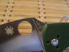 SPYDERCO 8 CR 13 MOV TENACIOUS GREEN LARGE LINER LOCK NEW IN BOX WITH PAPERS BELT CLIP CARRY KNIFE SPYDERCO 8 CR 13 MOV TENACIOUS GREEN LARGE LINER LOCK NEW IN BOX WITH PAPERS BELT CLIP CARRY KNIFE