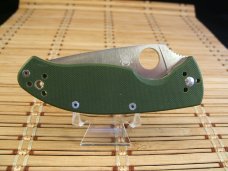 SPYDERCO 8 CR 13 MOV TENACIOUS GREEN LARGE LINER LOCK NEW IN BOX WITH PAPERS BELT CLIP CARRY KNIFE SPYDERCO 8 CR 13 MOV TENACIOUS GREEN LARGE LINER LOCK NEW IN BOX WITH PAPERS BELT CLIP CARRY KNIFE