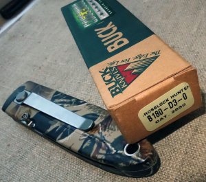 Buck B180-D3-0 Crosslock Hunter - New in Box