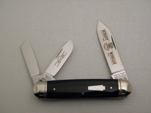 Schatt & Morgan, Keystone Series XII, Equal-End Whittler  – Cape Water Buffalo horn, #143299: 2002
