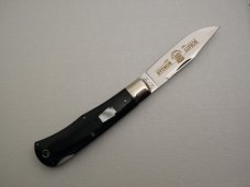 Schatt & Morgan, Keystone Series XII, Lockback Hunter – Cape Water Buffalo horn, #14113L: 2002 Schatt & Morgan, Keystone Series XII, Lockback Hunter – Cape Water Buffalo horn, #14113L: 2002