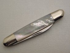 Schatt & Morgan, Keystone Series XII, Premium Mother of Pearl Senator Pen #052221: 2002 Schatt & Morgan, Keystone Series XII, Premium Mother of Pearl Senator Pen #052221: 2002
