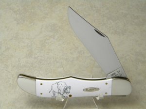 Case XX USA 3 Dot (1997) Bison Scrimshawed White Composition 4165 1/2 SS Folding Hunter Knife