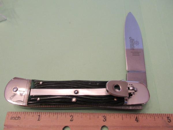 Hubertus Green Wavy  Bone Lever Lock Auto