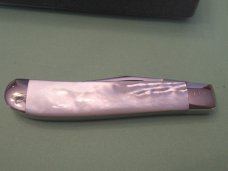 Case XX 1984 Pearl Mini Trapper Case XX 1984 Pearl Mini Trapper