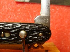 SCHRADE CUT CO. WALDEN NY 1916-46 DOUBLE BUTTON 3 3/4" AUTOMATIC KNIFE JIGGED BLACK COMPOSITION SCHRADE CUT CO. WALDEN NY 1916-46 DOUBLE BUTTON 3 3/4" AUTOMATIC KNIFE JIGGED BLACK COMPOSITION