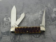 Schatt & Morgan, Keystone Series XVI Bradford Jigged Green Bone Equal End Cattle knife #043299: 2 Schatt & Morgan, Keystone Series XVI Bradford Jigged Green Bone Equal End Cattle knife #043299: 2