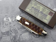 Schatt & Morgan, Keystone Series XVI Bradford Jigged Green Bone Equal End Cattle knife #043299: 2 Schatt & Morgan, Keystone Series XVI Bradford Jigged Green Bone Equal End Cattle knife #043299: 2