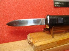FES ROSTFREI OTF TOP AUTOMATIC 1970-78 DOUBLE ACTION IN/OUT AUTOMATIC KNIFE BLACK HANDLES FES ROSTFREI OTF TOP AUTOMATIC 1970-78 DOUBLE ACTION IN/OUT AUTOMATIC KNIFE BLACK HANDLES