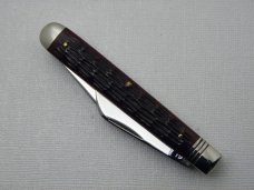 Schatt & Morgan, Keystone Series XVII Timeworn Red Jigged Bone Horticulturists knife #042197: 2007 Schatt & Morgan, Keystone Series XVII Timeworn Red Jigged Bone Horticulturists knife #042197: 2007
