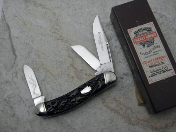 Schatt & Morgan, Keystone Series XVIII Penn. Brown Berry Worm Groove Sowbelly Stockman #043160 Schatt & Morgan, Keystone Series XVIII Penn. Brown Berry Worm Groove Sowbelly Stockman #043160