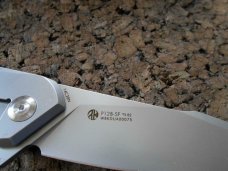 Mint in box-Ruike Flipper Knife with box