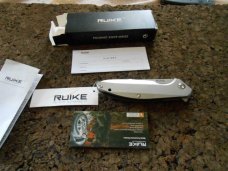 Mint in box-Ruike Flipper Knife with box