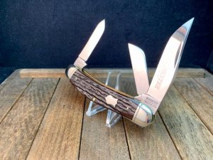 Winchester 3 Blade Sowbelly Stockman Black Box Queen Made 
