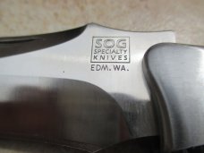 SOG Tomcat    Full Size Lockback 