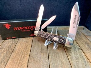 Winchester Carpenter’s  Whittler With 3 Backsprings Queen Made Black Box