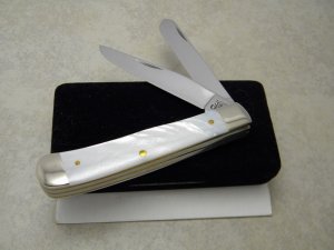 Case XX USA 4 Dot Mother of Pearl 8254 SS Trapper Knife NIB
