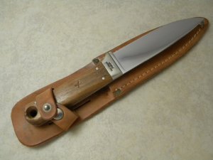 Case's Stainless Walnut Wood Model 147 Fixed Blade Sheath Knife c.1950's