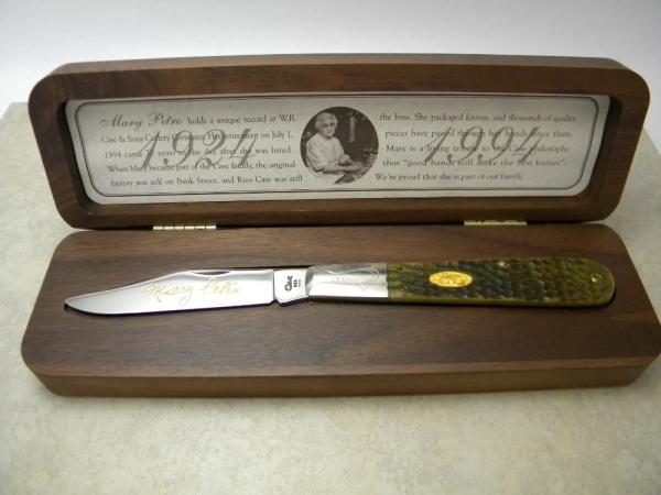 Case XX USA 6 Dot (1994) Green Bone 66143 SS Mary Petro Daddy Barlow Knife in Box
