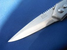NOS Affordable, economy auto, switchblade / automatic knife, with case.