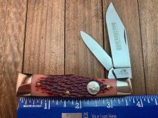 Queen Cutlery Strawberry Delrin Gunstock D-2 Tool Steel Blades Queen Cutlery Strawberry Delrin Gunstock D-2 Tool Steel Blades