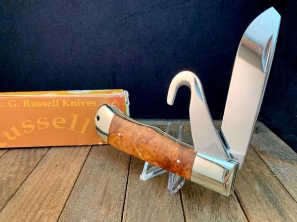 A.G. Russell Folding Hunter With Guthook Designed and Made by Tak Fukuta Seki Japan A.G. Russell Folding Hunter With Guthook Designed and Made by Tak Fukuta Seki Japan
