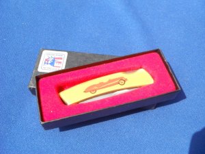 Kutmaster  MAC Tools  Advertising Pocket Folding Knife 2” Blade USA With Original Box