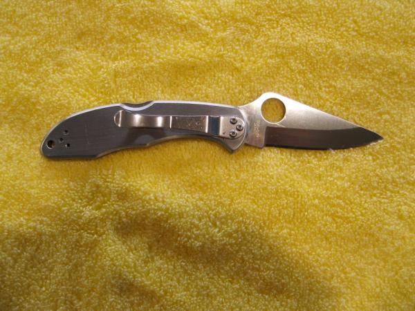 Spyderco VG-10 Seki-City Japan Knife Stk # 111