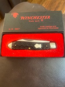 1987 Winchester 2857 Black Handles with Nickel Silver Bolsters And two Very Cool Blades new in Box 1987 Winchester 2857 Black Handles with Nickel Silver Bolsters And two Very Cool Blades new in Box