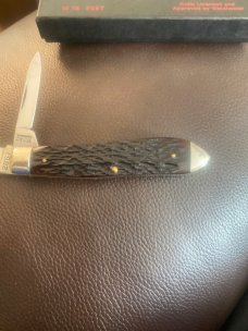 1987 Winchester 2857 Black Handles with Nickel Silver Bolsters And two Very Cool Blades new in Box 1987 Winchester 2857 Black Handles with Nickel Silver Bolsters And two Very Cool Blades new in Box