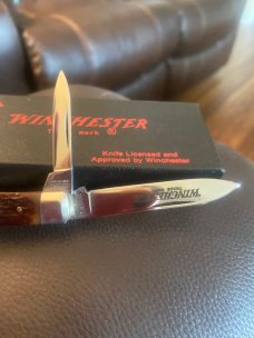 1988 Winchester 2851 Brown Bone Handles Gunstock With Nickel Silver Bolsters And Two Blades NIB 1988 Winchester 2851 Brown Bone Handles Gunstock With Nickel Silver Bolsters And Two Blades NIB