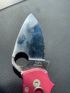Spyderco Salsa Red handle Single Blade Made In Tapie Tiawan Spyderco Salsa Red handle Single Blade Made In Tapie Tiawan