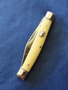 Rough Ryder Yellow Stockman RR 602