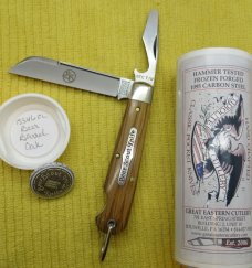 GEC Tidioute Cutlery Beer Scout Knife. ........................................................(707) GEC Tidioute Cutlery Beer Scout Knife. ........................................................(707)