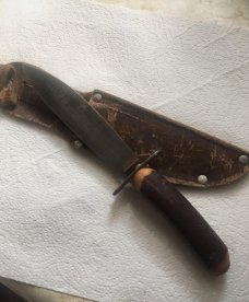 OLD RUGGED HAND MADE DAGGER