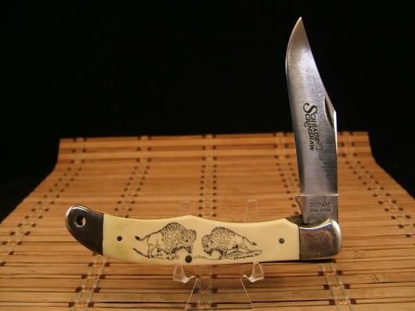 SCHRADE USA SC500 SCRIMSHAW FIGHTING BISON BUFFALO LINER LOCK CARBON STEEL FOLD POCKET KNIFE UNUSED SCHRADE USA SC500 SCRIMSHAW FIGHTING BISON BUFFALO LINER LOCK CARBON STEEL FOLD POCKET KNIFE UNUSED