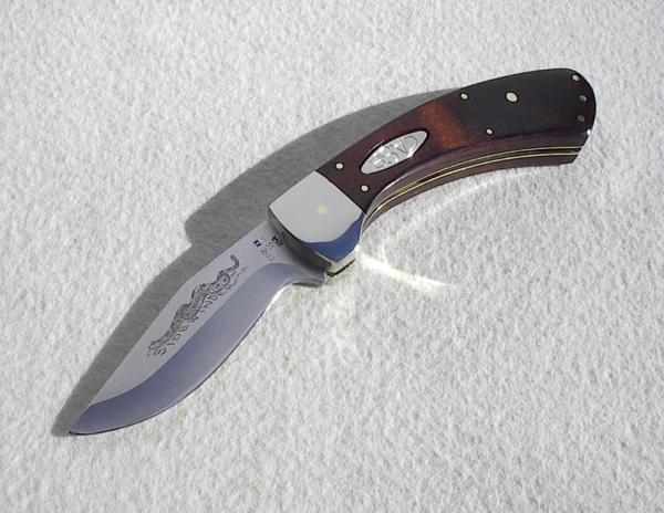 CASE XX USA SIDEWINDER 1982 SHIELD LOCK RELEASE KNIFE - MINT