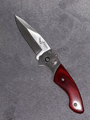 Asian switchblade 