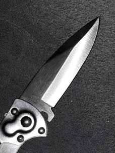 Asian switchblade Asian switchblade