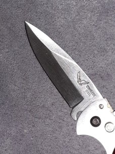 Asian switchblade Asian switchblade