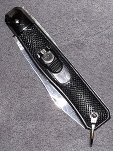 Asian switchblade Asian switchblade