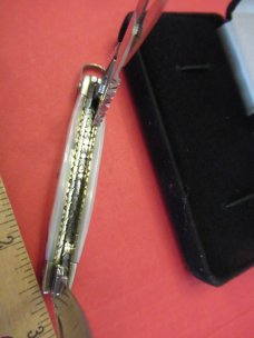Case XX 2003 Pearl Small Pen with Scissor Pattern 6233 Case XX 2003 Pearl Small Pen with Scissor Pattern 6233