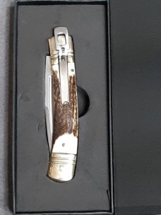 Asian lever lock Asian lever lock