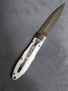 Asian lever lock Asian lever lock